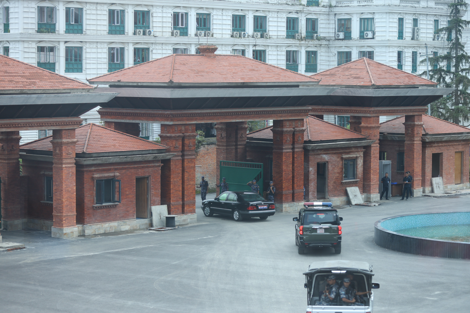 baoen-ravi-parliament-83-3-30 (13).JPG